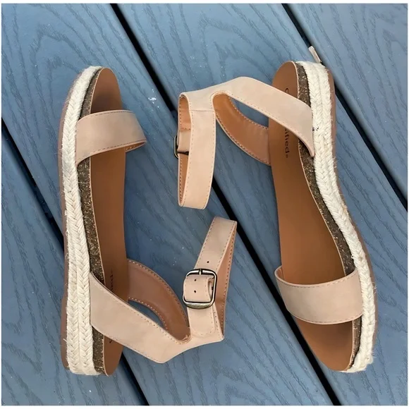 NIB! Size 6 Boho Vegan Suede Buckle Ankle Strap Espadrille Sandal! - Picture 3 of 6